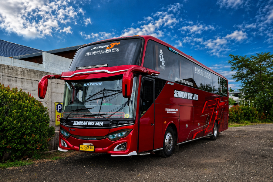 Jenis-Jenis Bus Pariwisata SBJ Trans: Kapasitas & Fasilitas