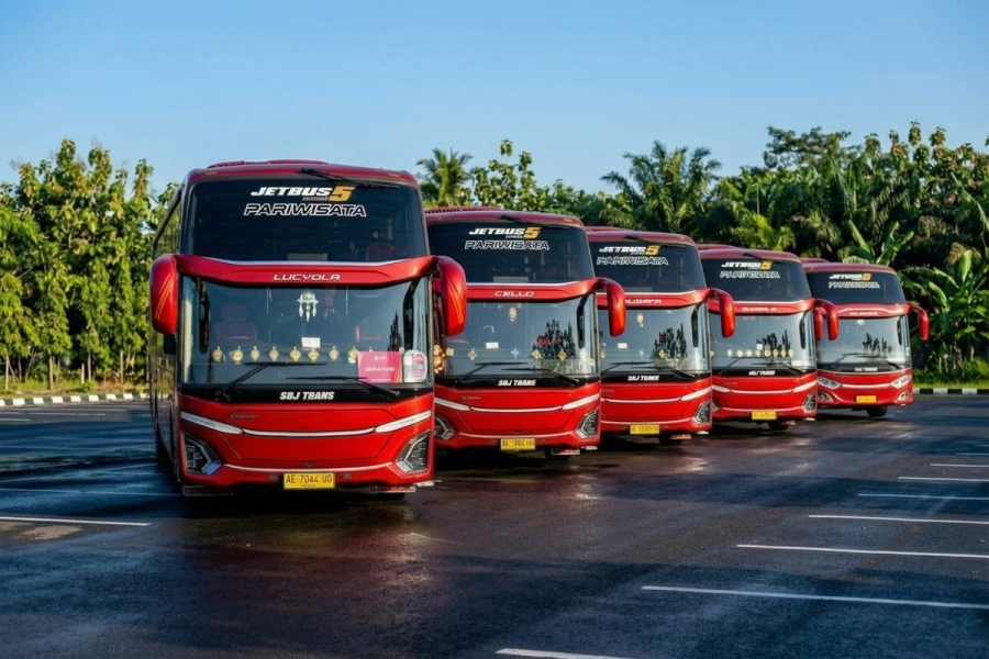 Sewa Bus Pariwisata Magetan dan Madiun